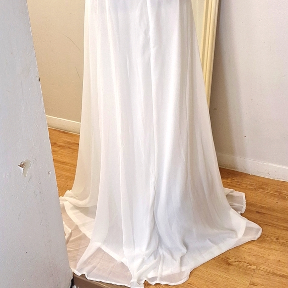 Women's NWT White Maxi/Wedding Dress - Picture 4 of 6